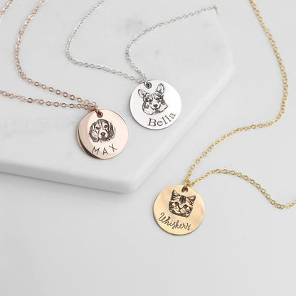 Halsband med porträtt av ditt husdjur